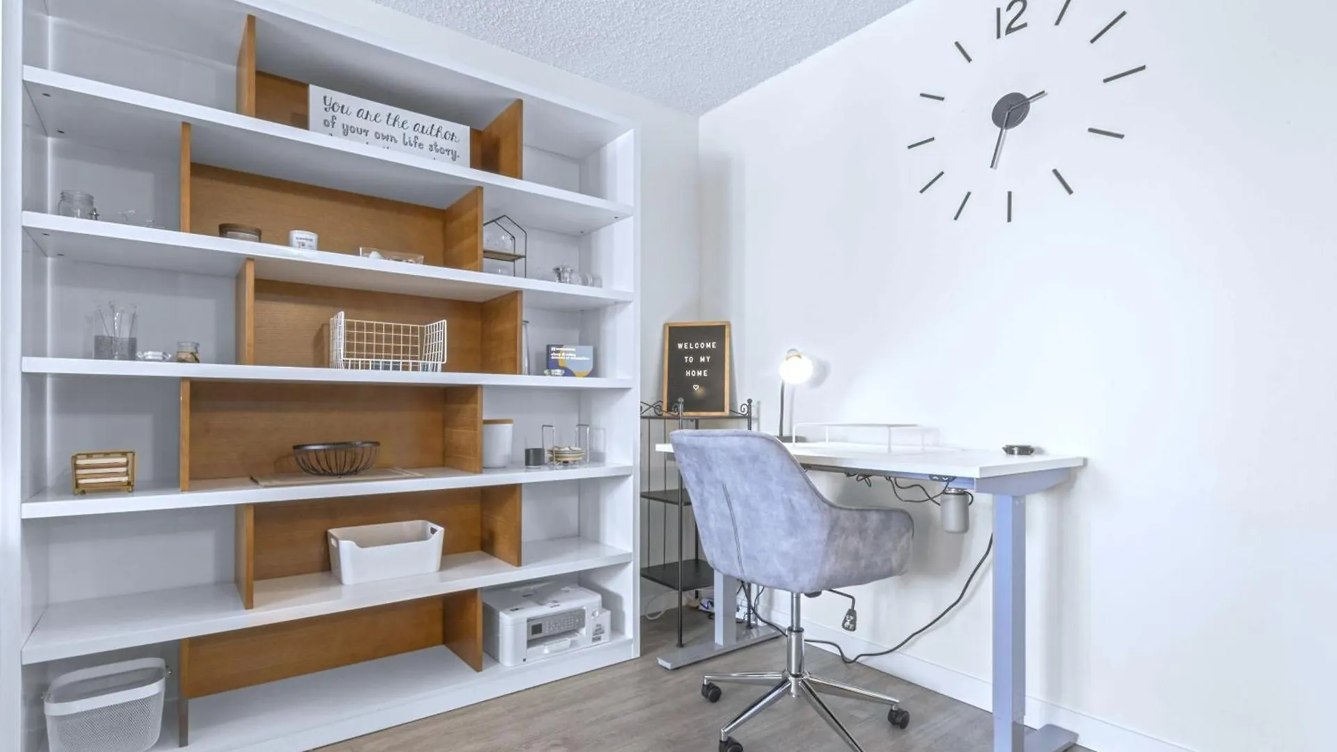 Διαμέρισμα Cozy & Spacious 2Br At Stampede W Parking And Ac Κάλγκαρι Καναδάς